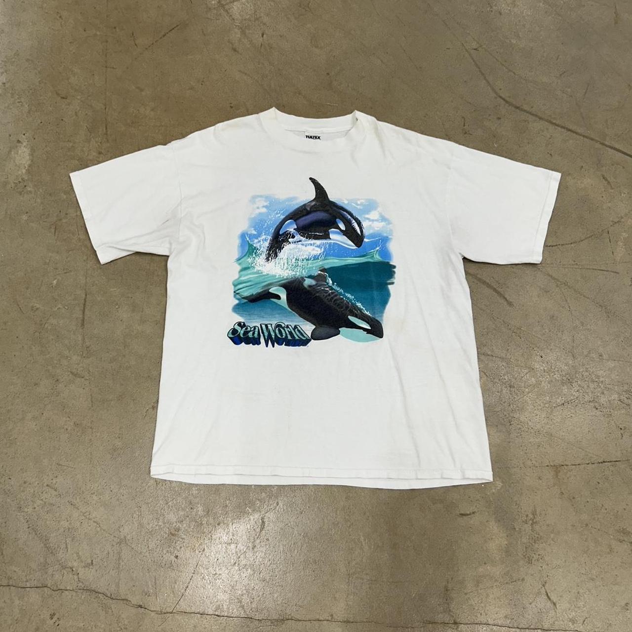 Vintage SeaWorld Orca Whale Graphic T-Shirt – Size 2XL – Good Condition – Small Stains