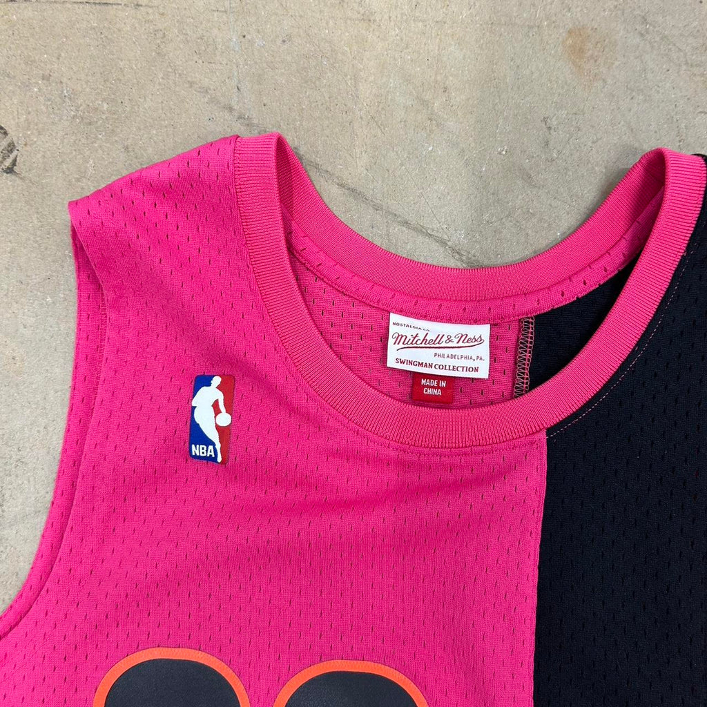 Vintage Mitchell & Ness Miami Heat Alonzo Mourning Vice City Jersey – Size L – Perfect Condition
