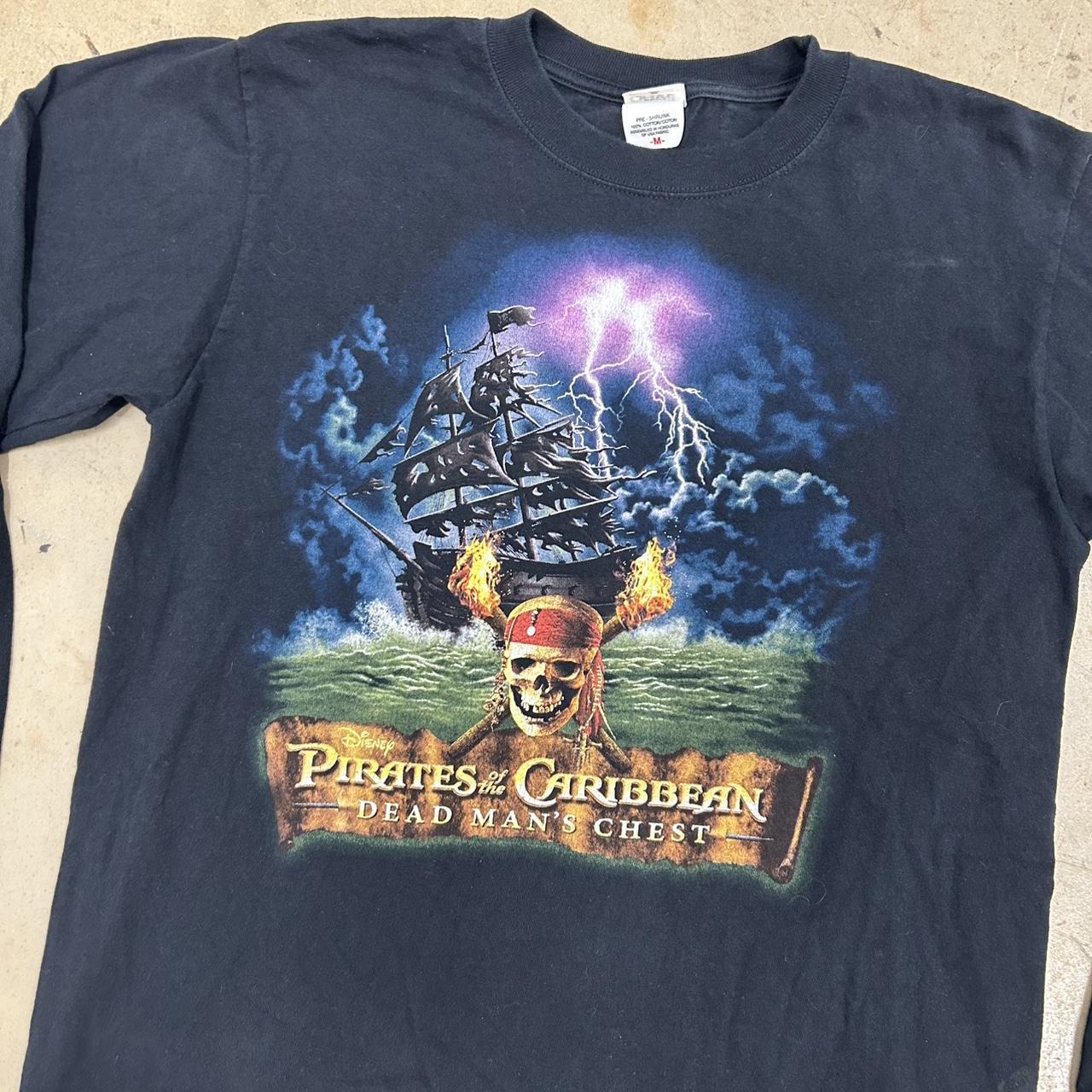 Pirates of the Caribbean Dead Man’s Chest Long Sleeve Shirt – Size M – Great Condition