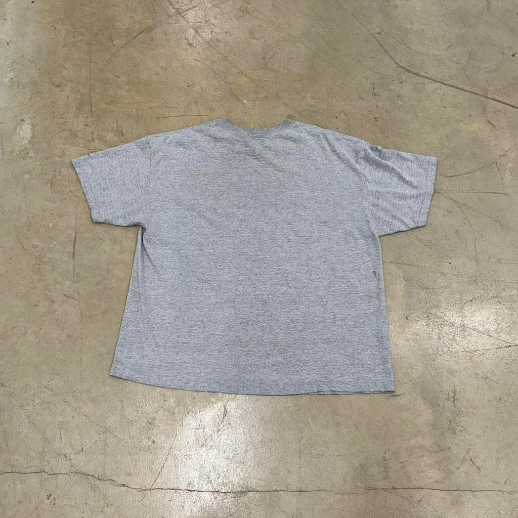 Kentucky Wildcats Basketball Shirt – Size XL, Okay Condition (Holes Shown)