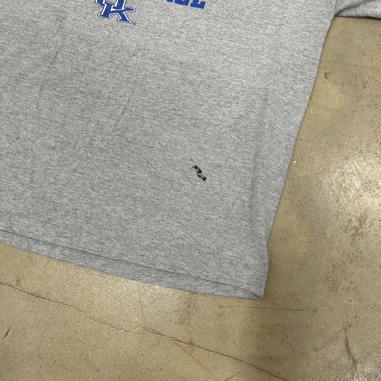 Kentucky Wildcats Basketball Shirt – Size XL, Okay Condition (Holes Shown)