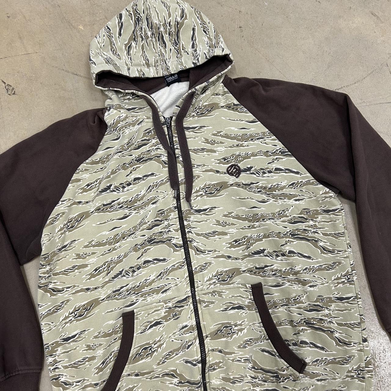 Enyce Desert Camo Zip-Up Hoodie – Tagged 4X, Fits Like XL – Great Condition