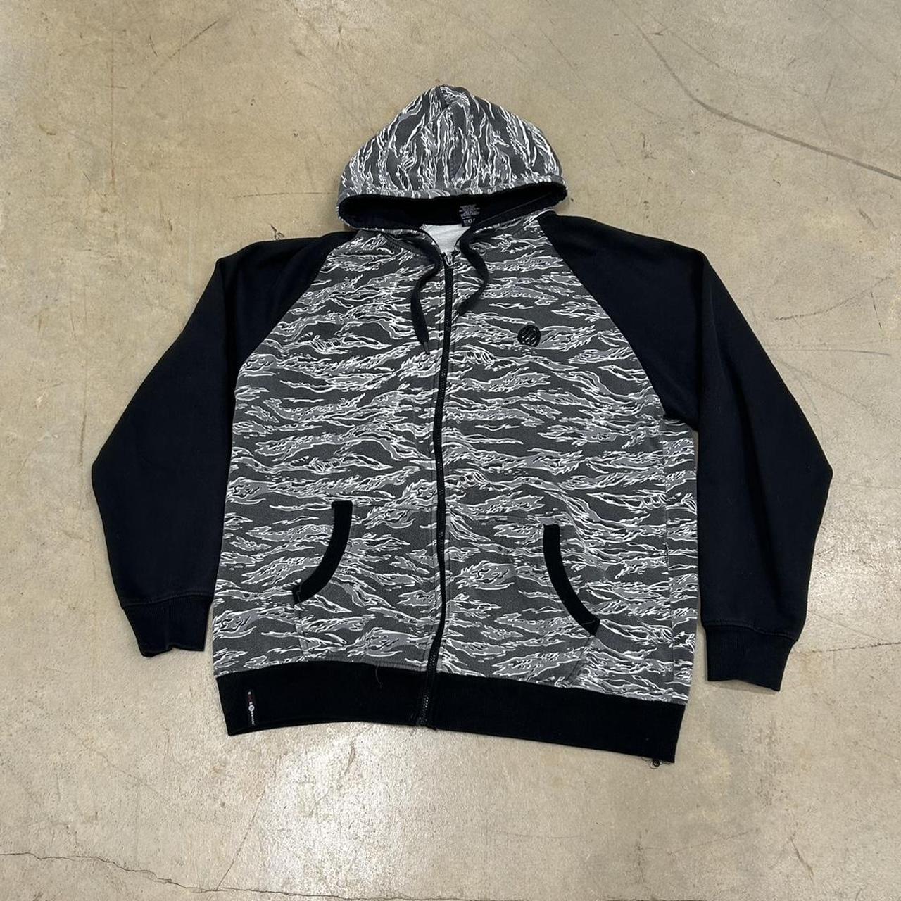Enyce Black Camo Zip-Up Hoodie – Tagged 4X, Fits Like XL – Great Condition