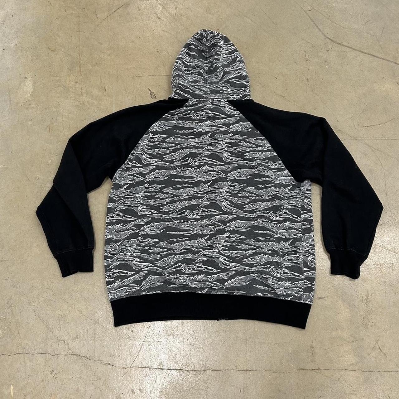 Enyce Black Camo Zip-Up Hoodie – Tagged 4X, Fits Like XL – Great Condition