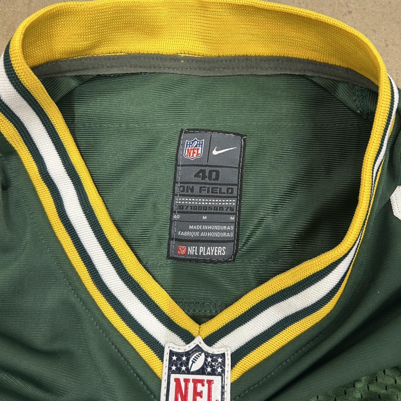 Green Bay Packers Aaron Rodgers Stitched Jersey – Size M – Good Condition