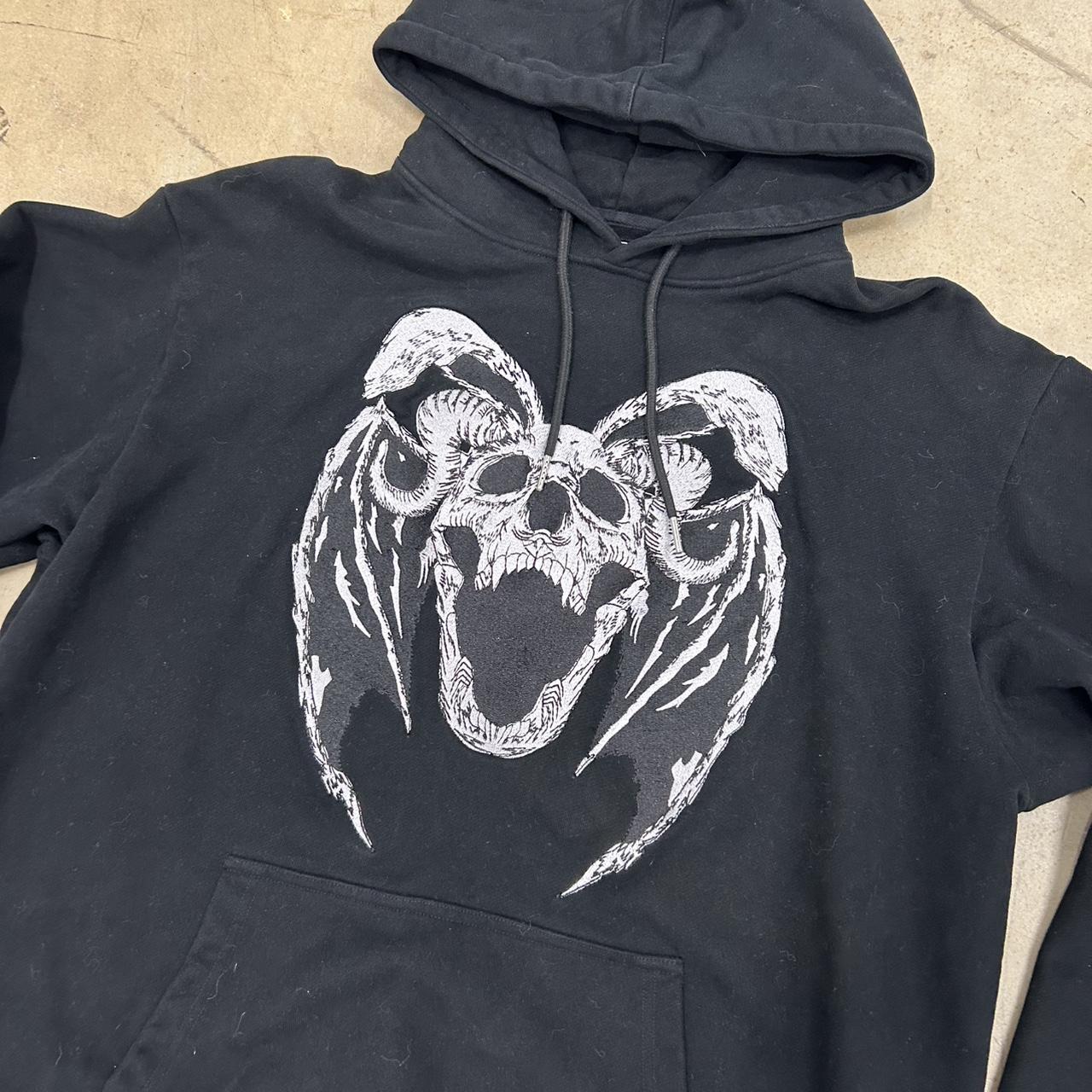 Praying Rabbit Demon Hoodie – Size XL – Great Condition