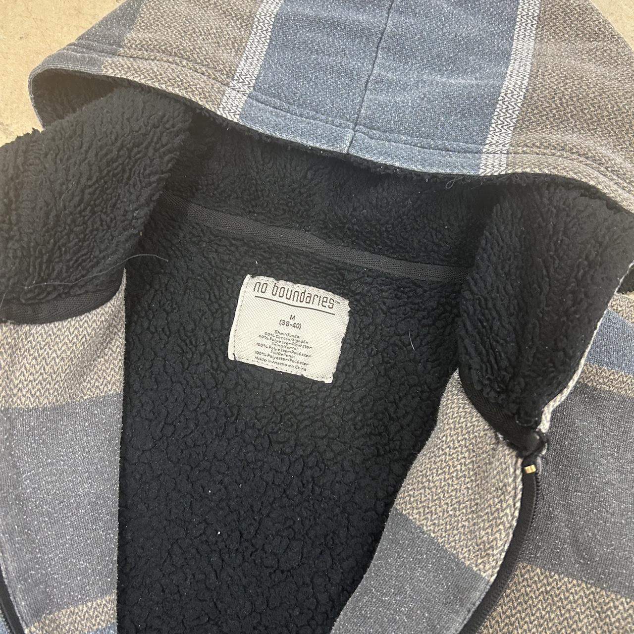 No Boundaries Fur-Lined Y2K Striped Hoodie – Size M, Great Condition, Two Small Holes Shown