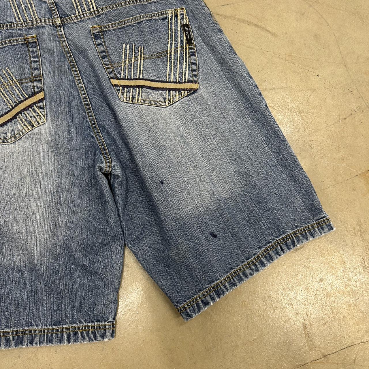 Sean John Y2K Jorts – Size 40, Great Condition, Stain Shown