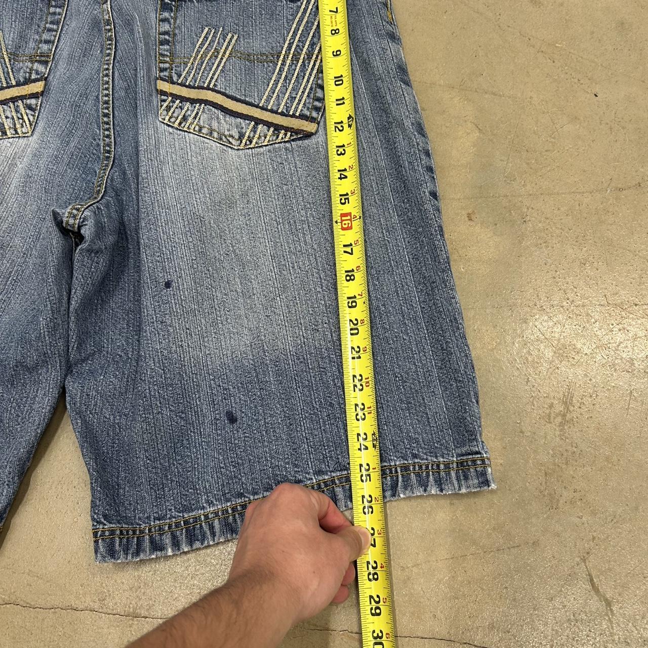 Sean John Y2K Jorts – Size 40, Great Condition, Stain Shown