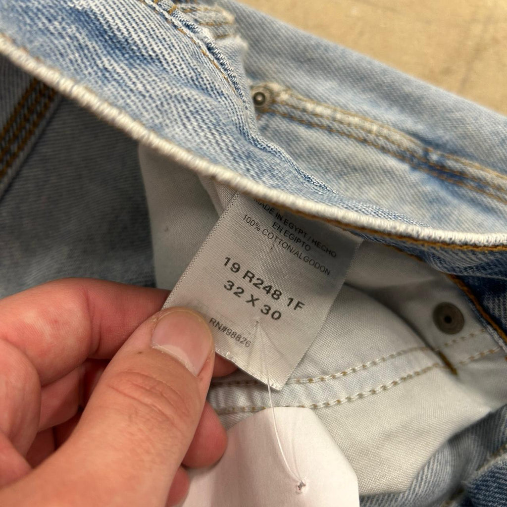 Vintage Carpenter Light Wash Jeans – Size 32x30, Good Condition, Stain Shown