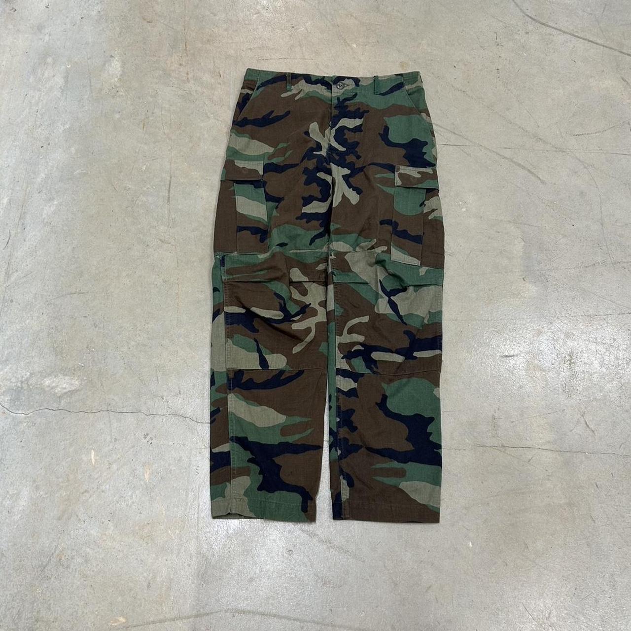 Vintage Army Camo Cargo Pants – Size M (34x30), Great Condition