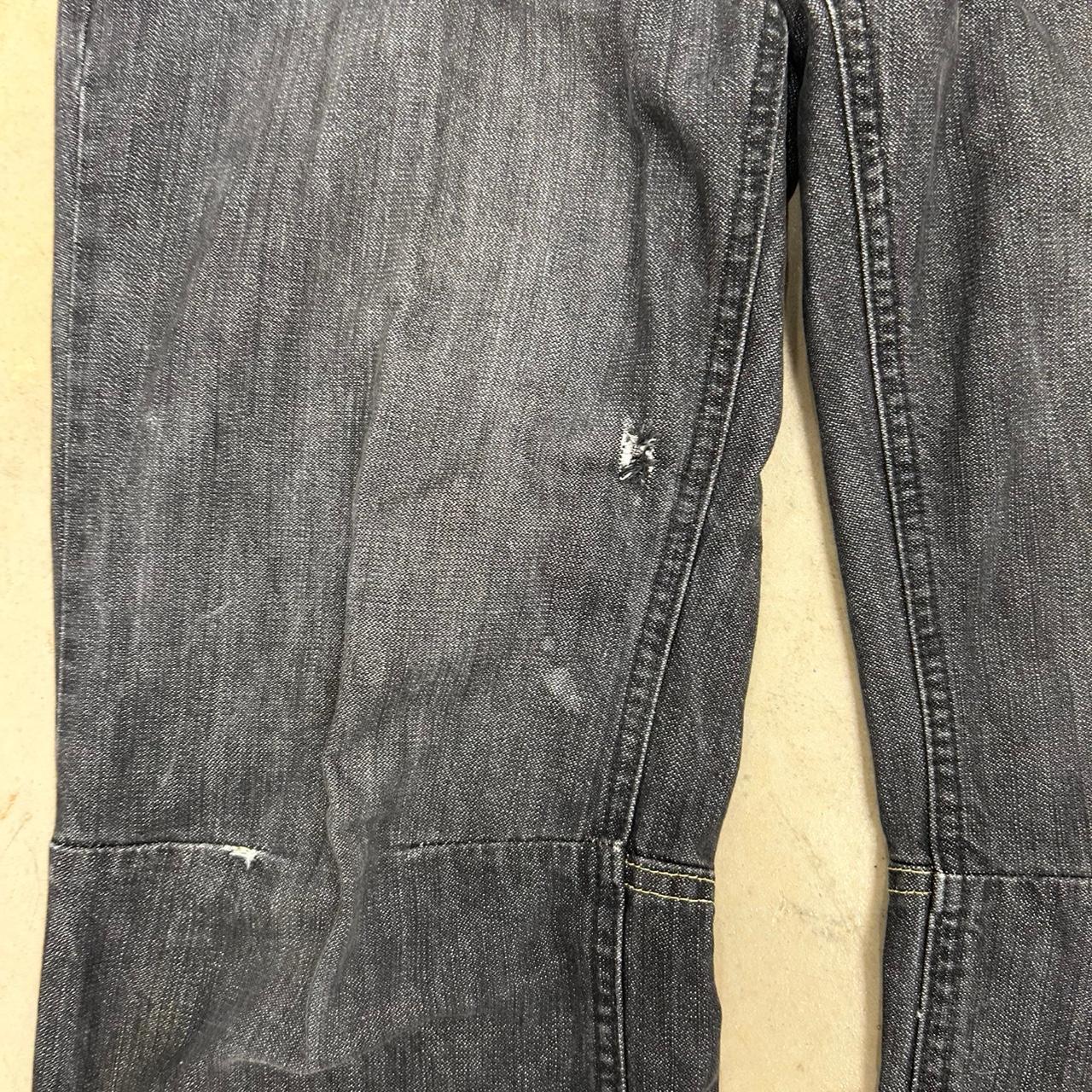 Black Gap Streetwear Jeans – Size 34x34, Good Condition, Small Hole and Stain Shown